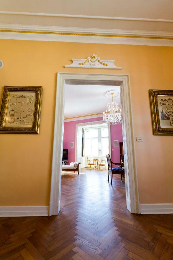 Filip'S Palace Luxurious Apartment Liubliana Exterior foto